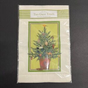Mary Lake-Thompson Ltd. Guest Towels Fine Linen Pair Christmas Tree Solstice New